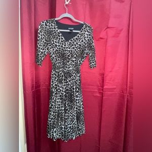 Leopard dress size 6